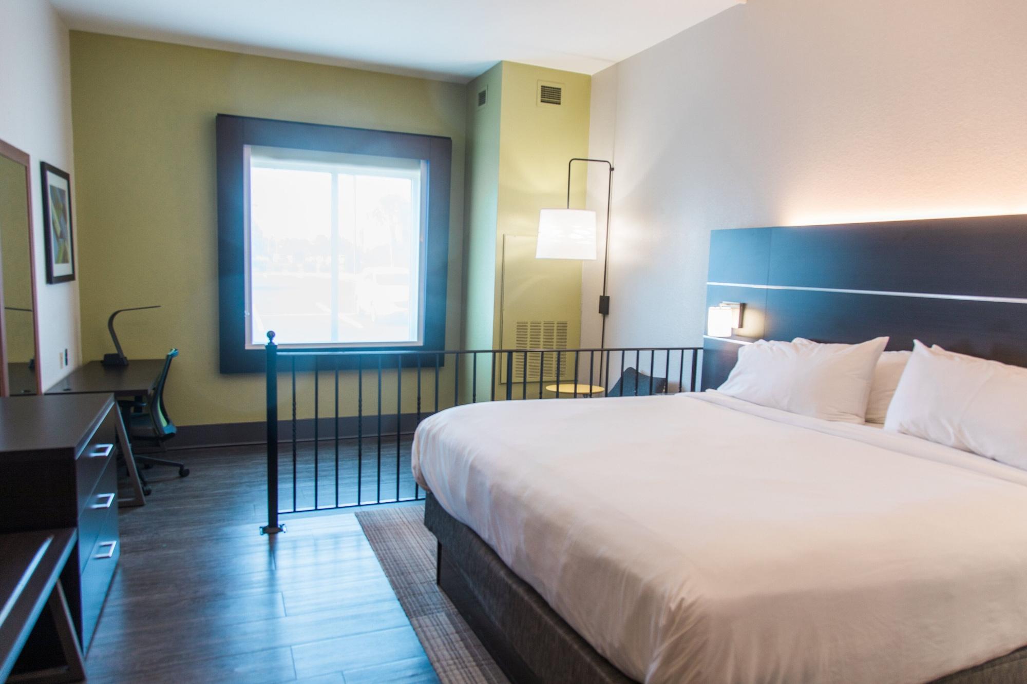 Holiday Inn Express Hotel & Suites Columbia-Fort Jackson By Ihg Kültér fotó