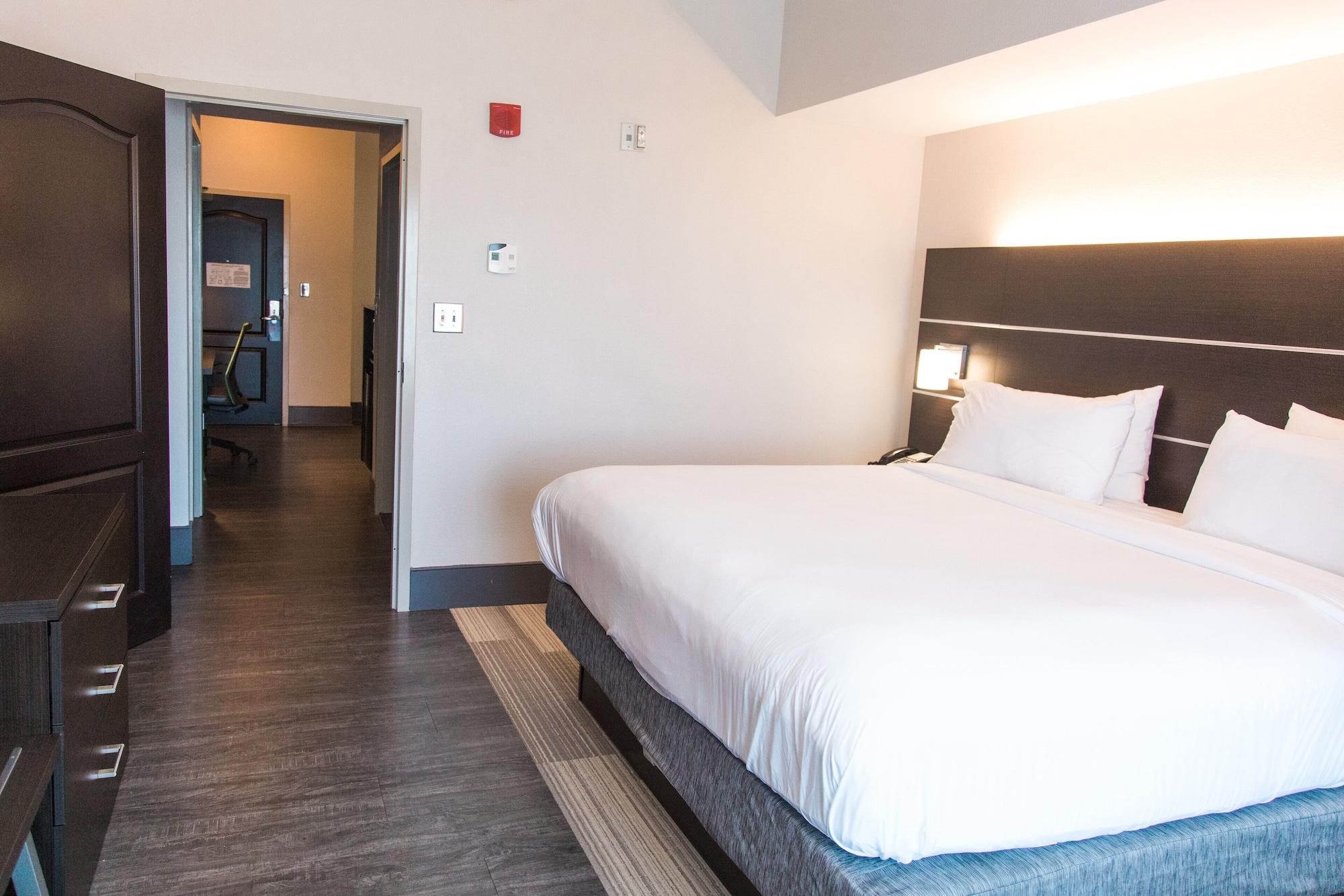 Holiday Inn Express Hotel & Suites Columbia-Fort Jackson By Ihg Kültér fotó
