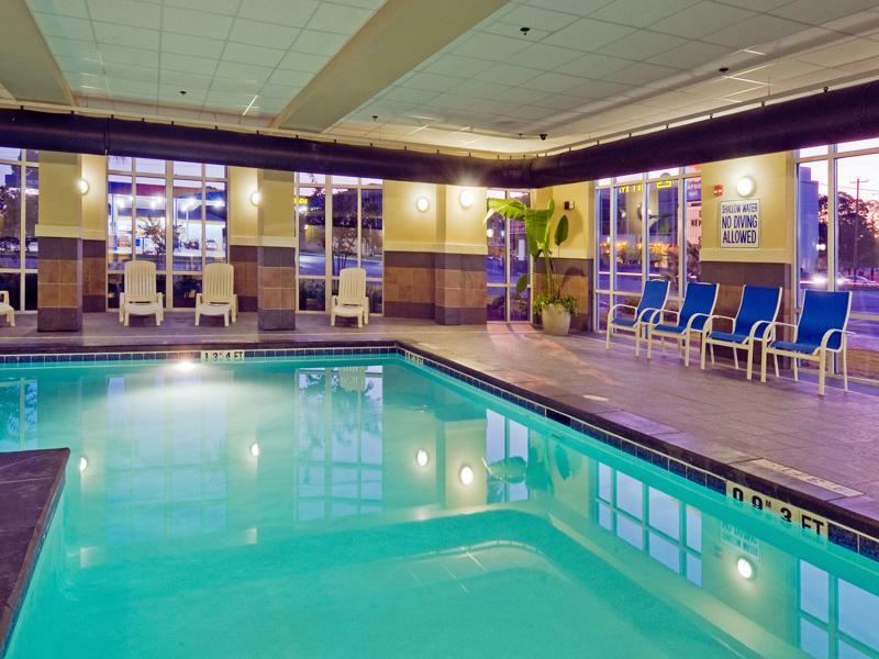 Holiday Inn Express Hotel & Suites Columbia-Fort Jackson By Ihg Kültér fotó