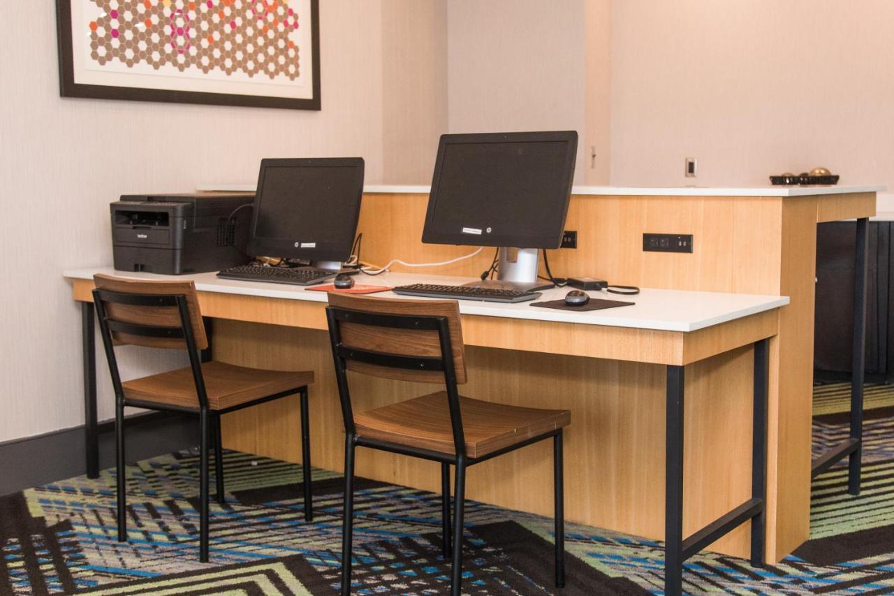 Holiday Inn Express Hotel & Suites Columbia-Fort Jackson By Ihg Kültér fotó