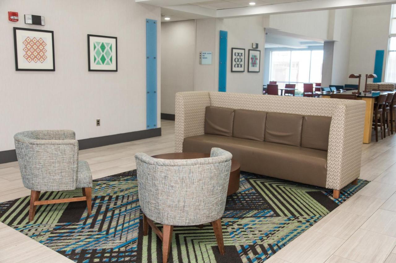Holiday Inn Express Hotel & Suites Columbia-Fort Jackson By Ihg Kültér fotó